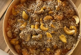 Salade Pad Thaï aux crevettes et noix de cajou curry