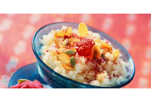 Riz au lait, aux épices et aux amandes