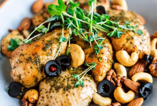 Poulet aux herbes de Provence et mélange à la provençale
